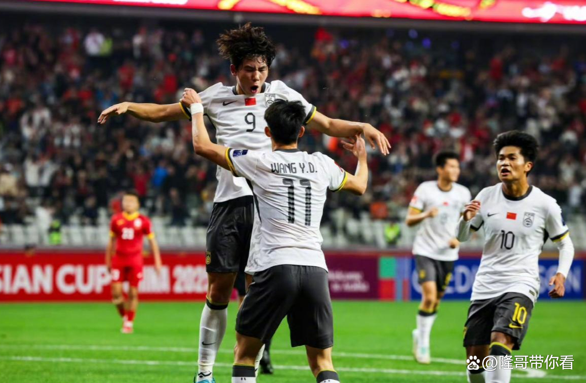 亚洲杯小组赛落幕,强队悉数晋级 亚洲杯小组赛落幕,强队悉数晋级