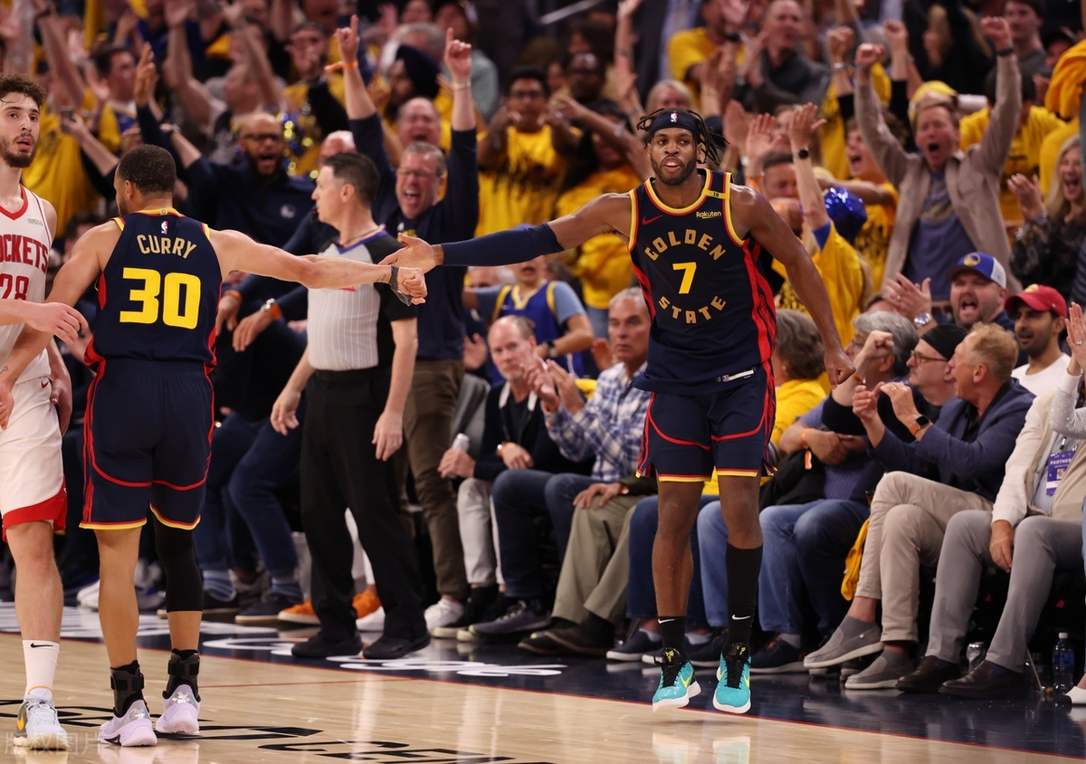 掘金碾压骑士，克莱统治全场