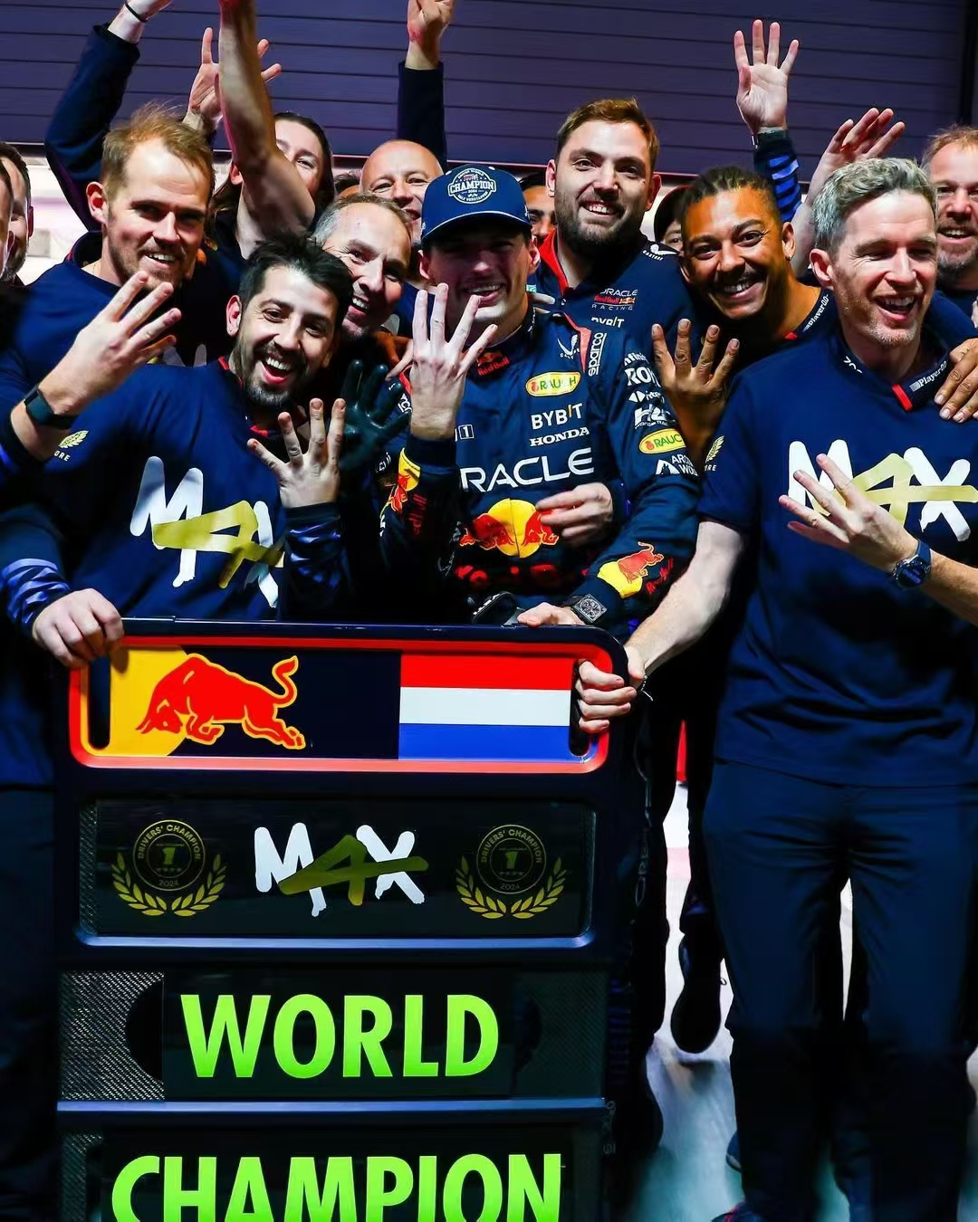 莫纳哥战胜对手，取得关键一场胜利