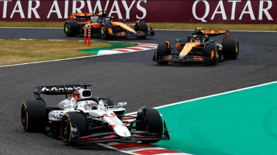 爱游戏官方入口-迈凯伦翻盘阿斯顿马丁，诺里斯统治全场