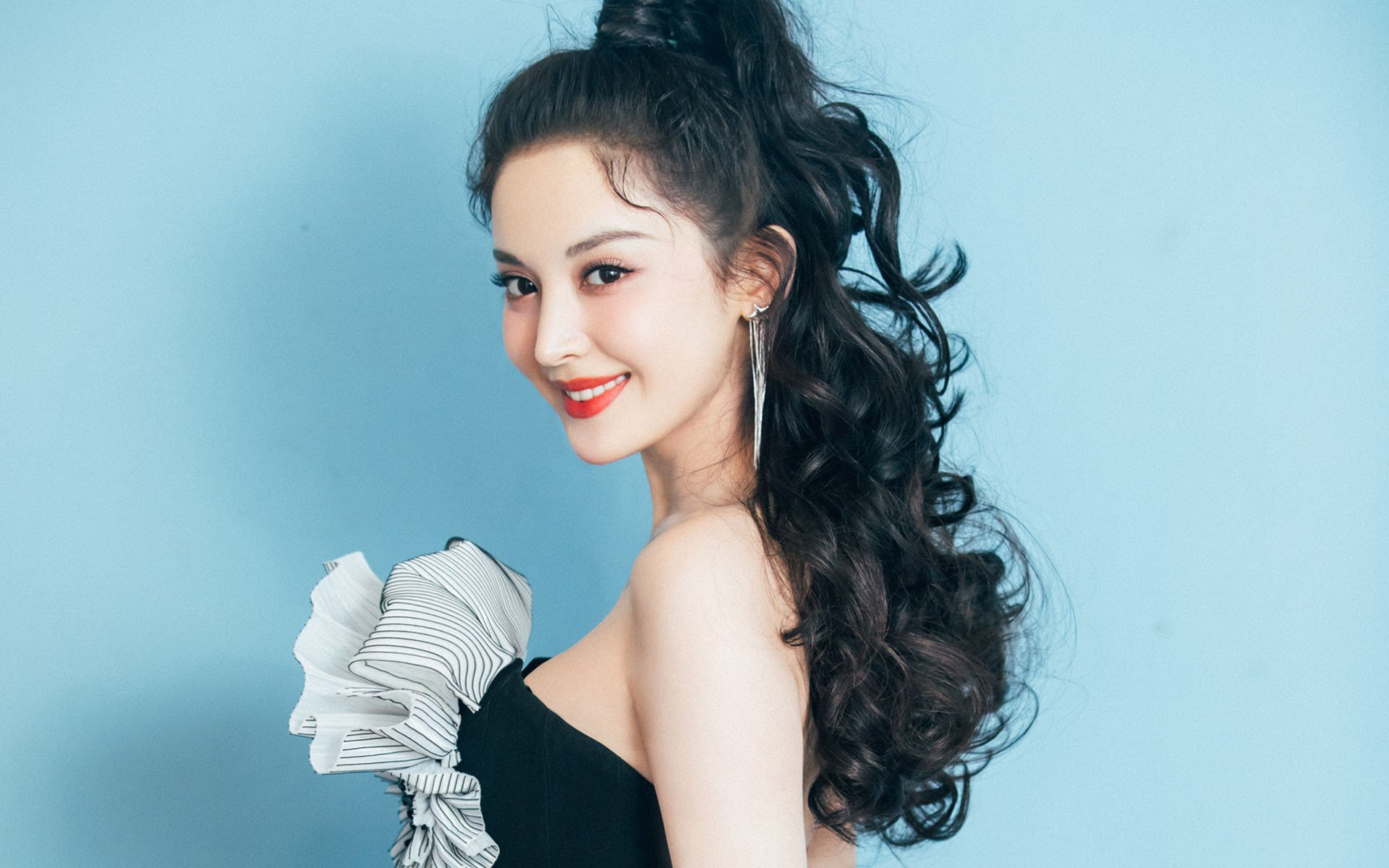 末节走廊，当保罗坐在场边静候，时间便不再流淌