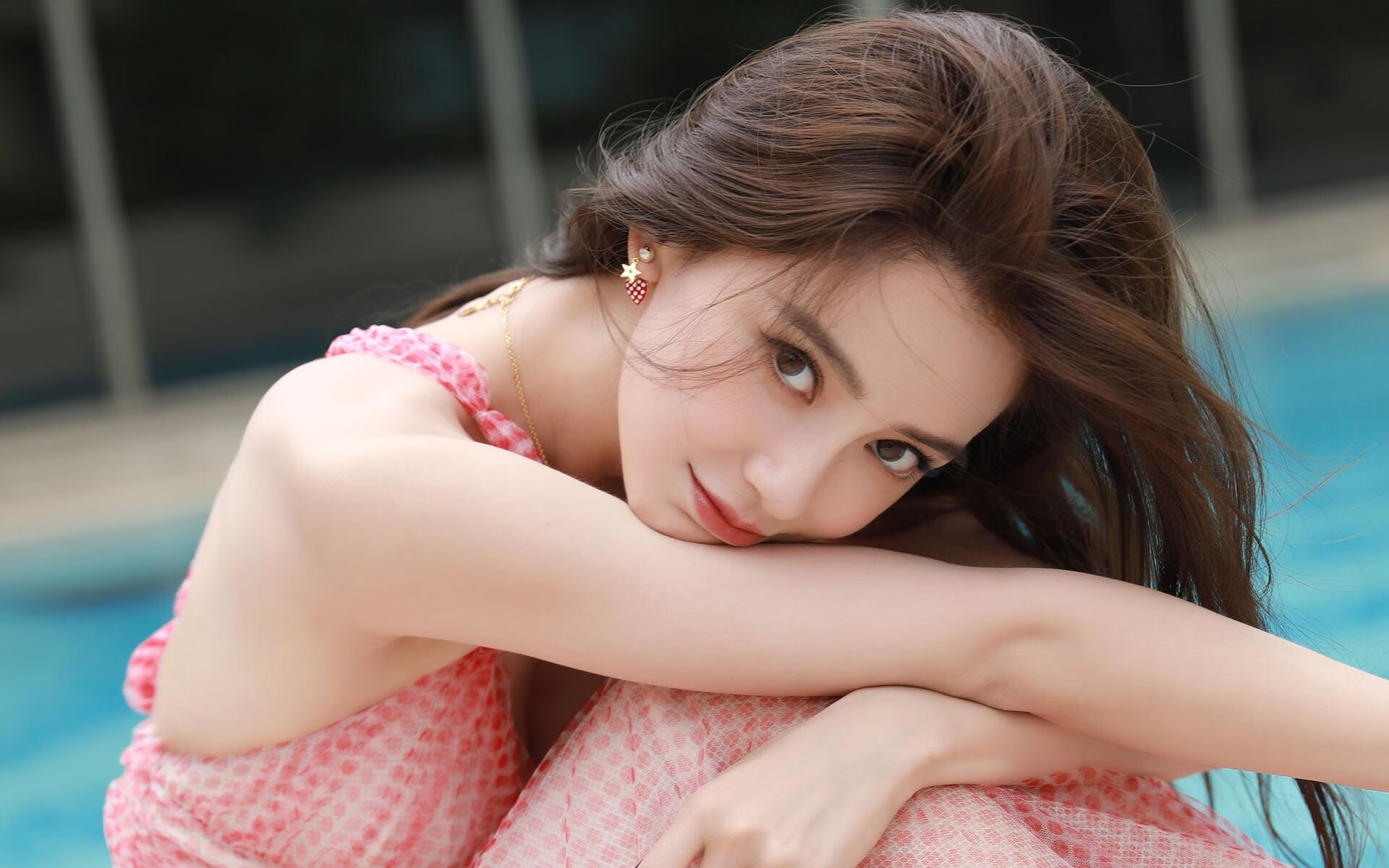 爱游戏下载-钢铁之躯与疾风骤雨，锡安于荆棘血战中绽放光芒